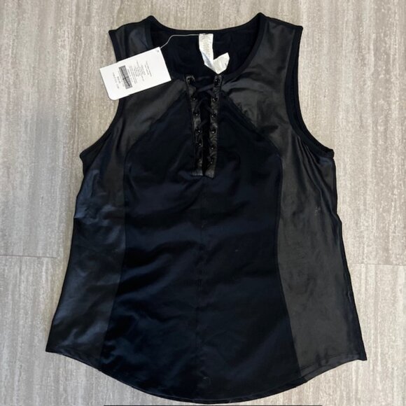 NWT $59 Fabletics Dominica Black Lace Up Front Top Size XL 14-16 Faux Leather - Picture 2 of 6